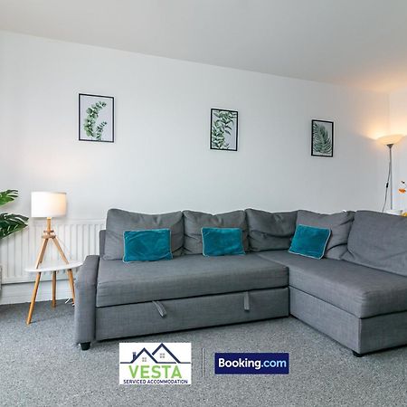 Two Bedrooms Apartment By Vesta Serviced Accommodation & Short Lets Hatfield With Free Wifi Exteriör bild
