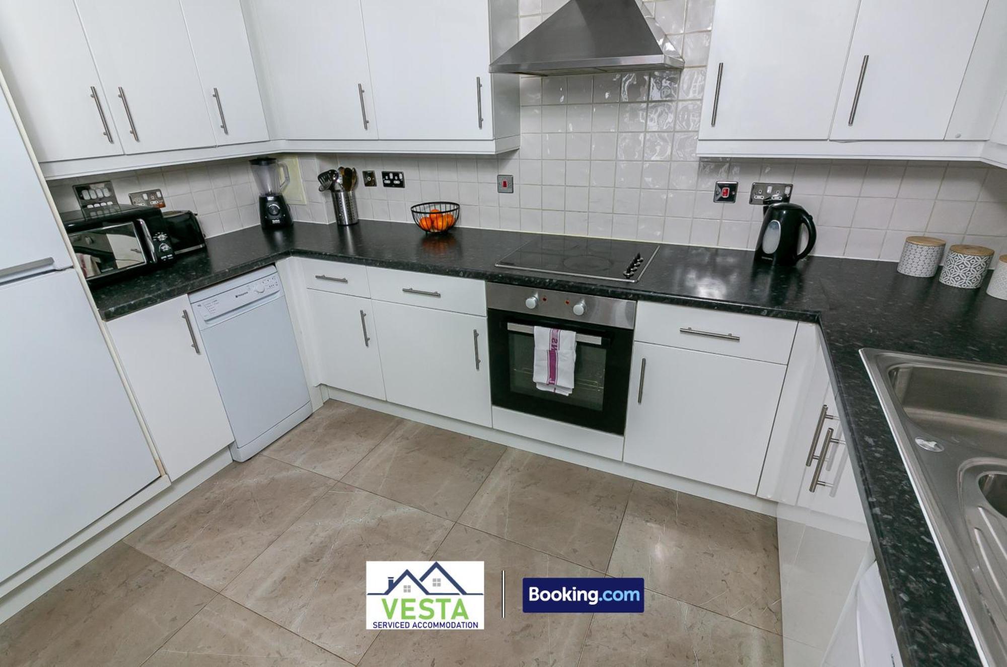 Two Bedrooms Apartment By Vesta Serviced Accommodation & Short Lets Hatfield With Free Wifi Exteriör bild
